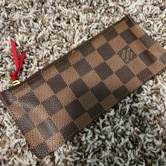 Damier Ebene Josephine Wallet Red - Picture 6 of 9